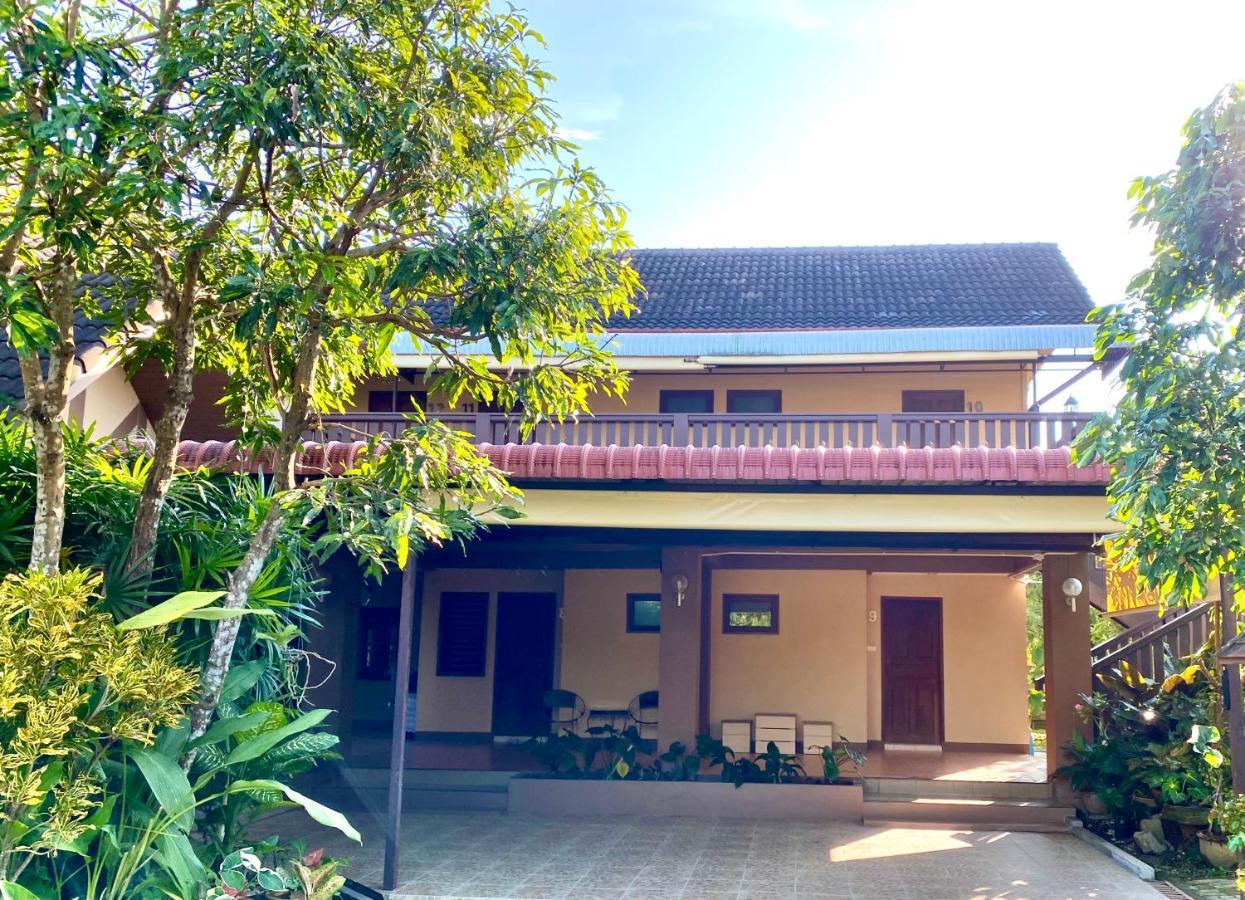 Mom And Me Resort & Farm Doi Saket エクステリア 写真